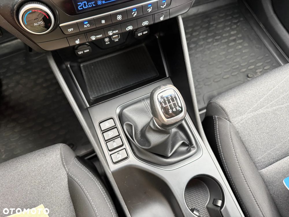 Hyundai Tucson blue 1.6 GDi 2WD Navi - 22