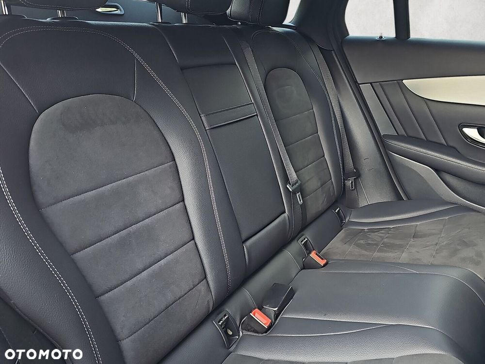 Mercedes-Benz GLC 250 4-Matic - 30