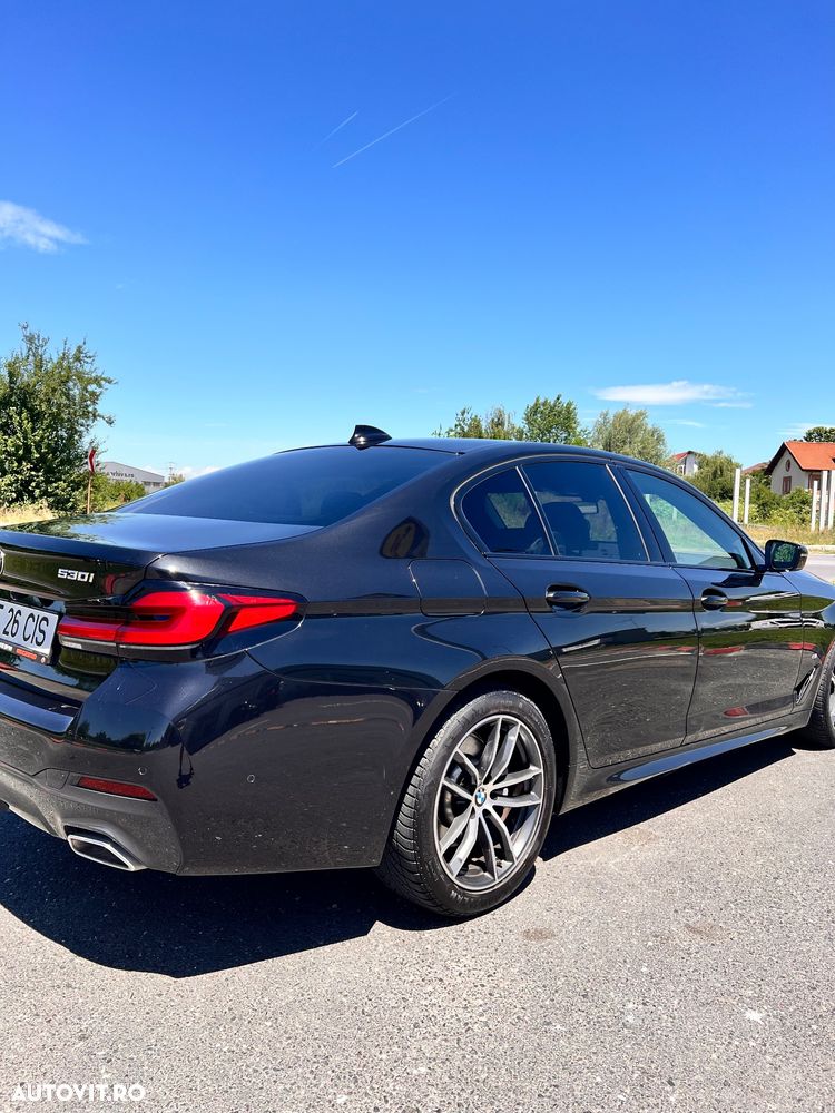 BMW Seria 5 530i xDrive AT - 4