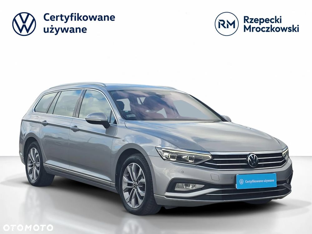 Volkswagen Passat - 8