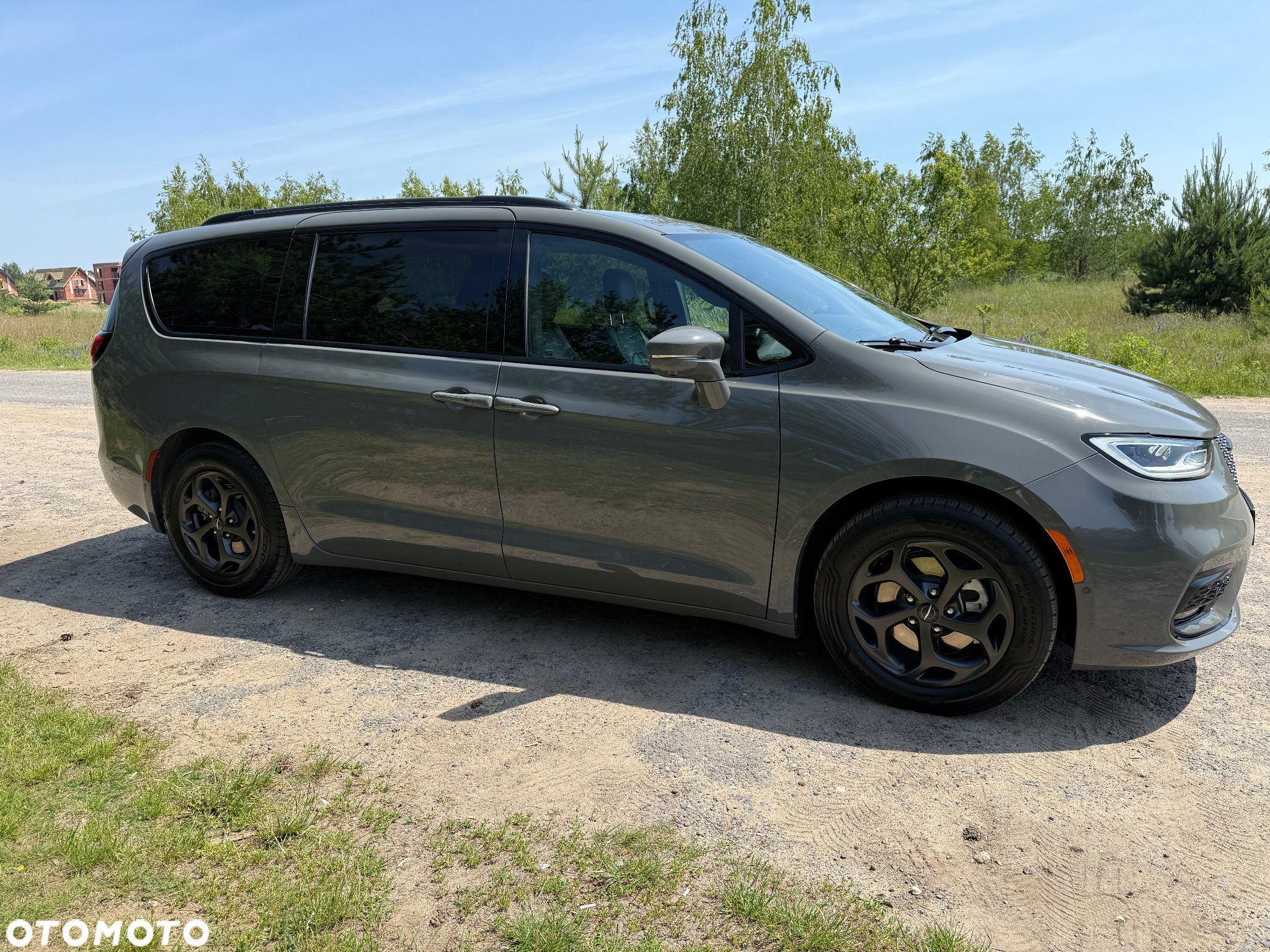 Chrysler Pacifica - 7
