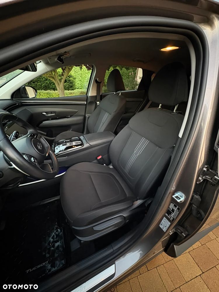 Hyundai Tucson 1.6 T-GDi HEV Executive 2WD - 15