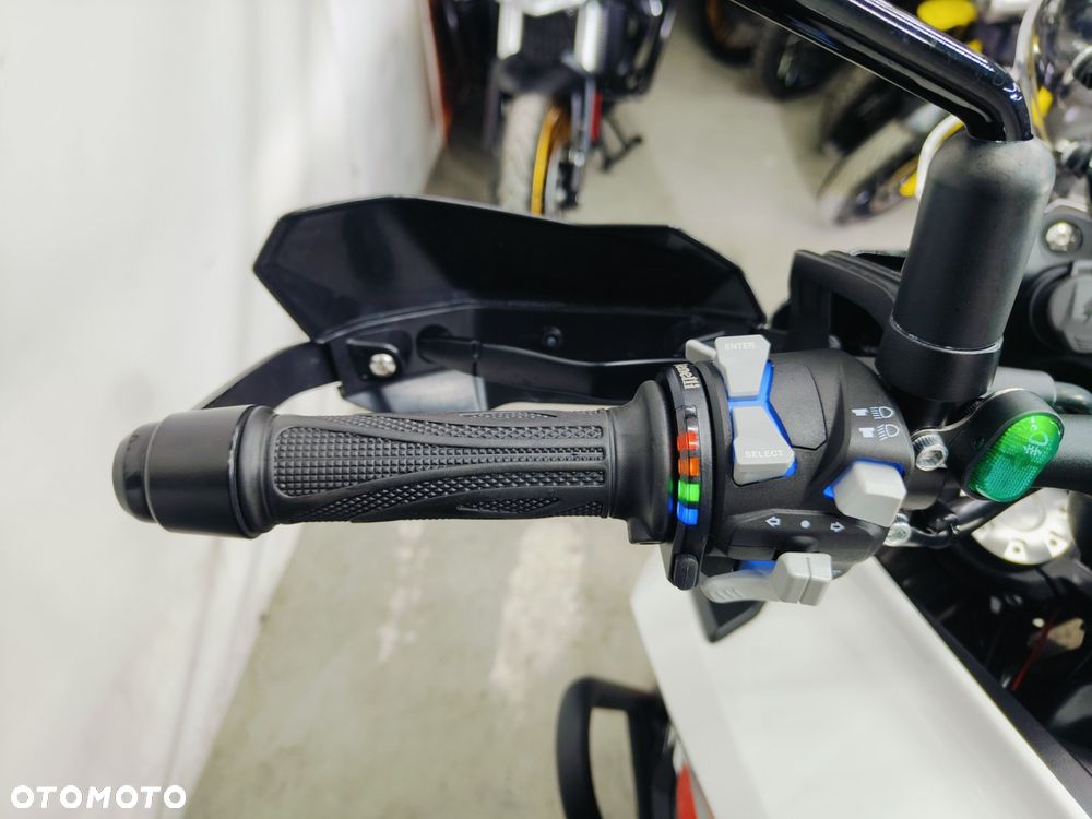 Benelli TRK 702X - 14