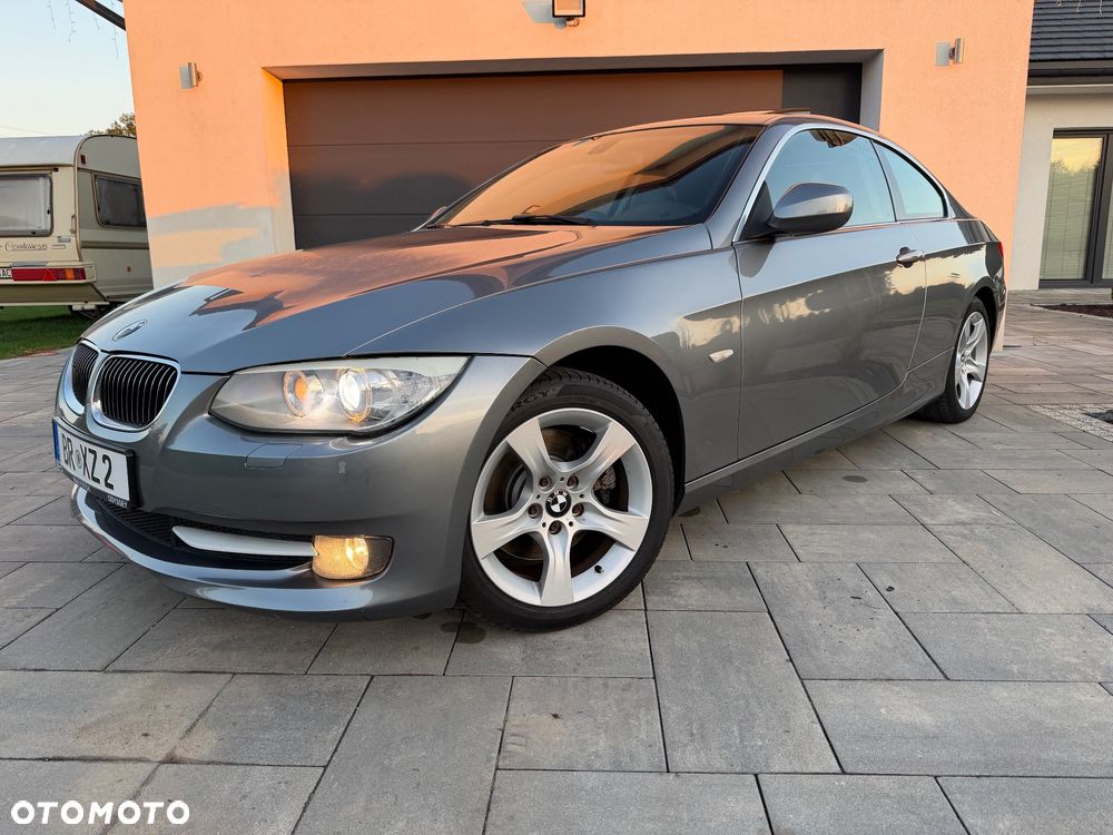 BMW Seria 3 325i xDrive Edition Exclusive - 15