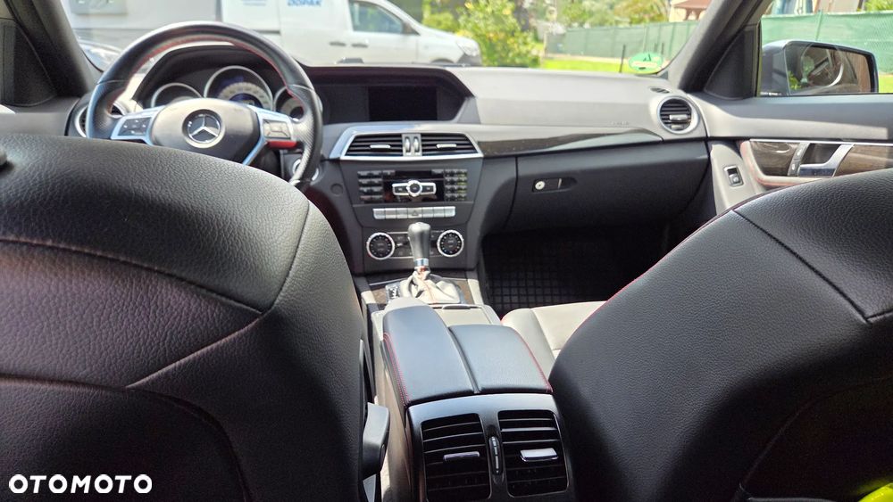 Mercedes-Benz Klasa C 350 CDI 7G-TRONIC Avantgarde Edition - 12
