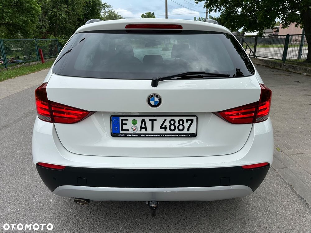 BMW X1 sDrive18d xLine - 24