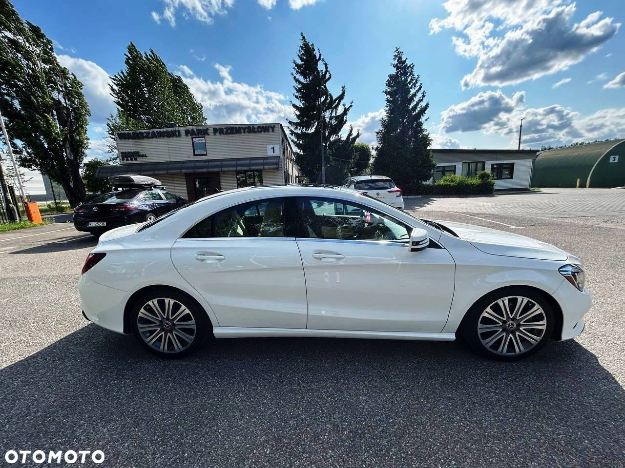 Mercedes-Benz CLA - 5