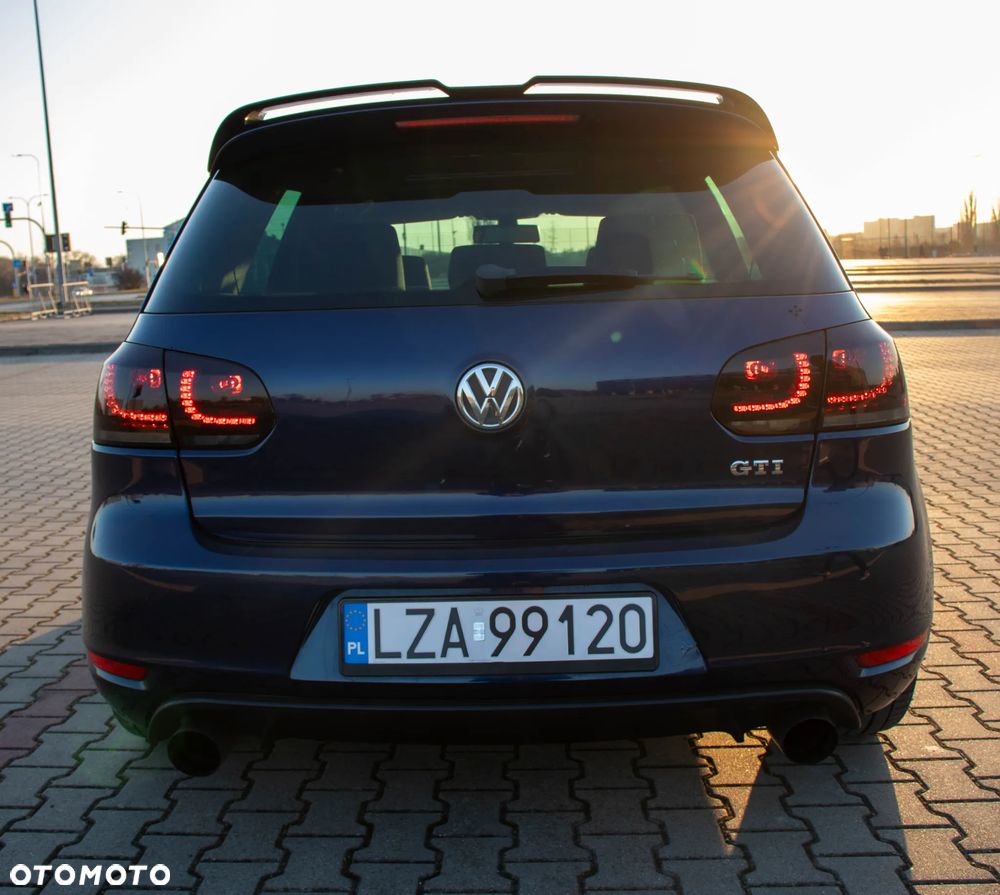 Volkswagen Golf 2.0 GTI - 11