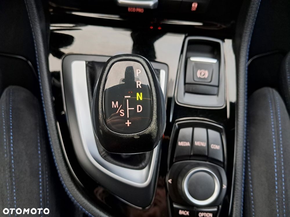 BMW Seria 2 218i GT M Sport - 25