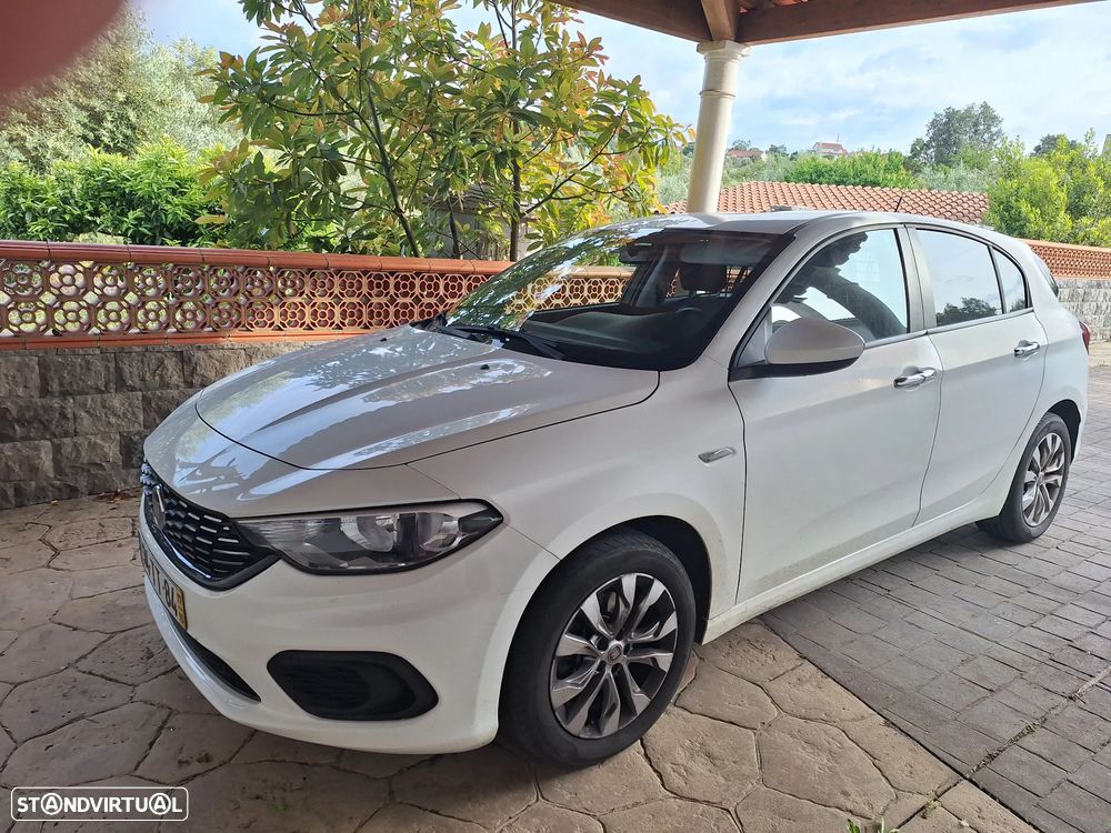 Fiat Tipo - 1