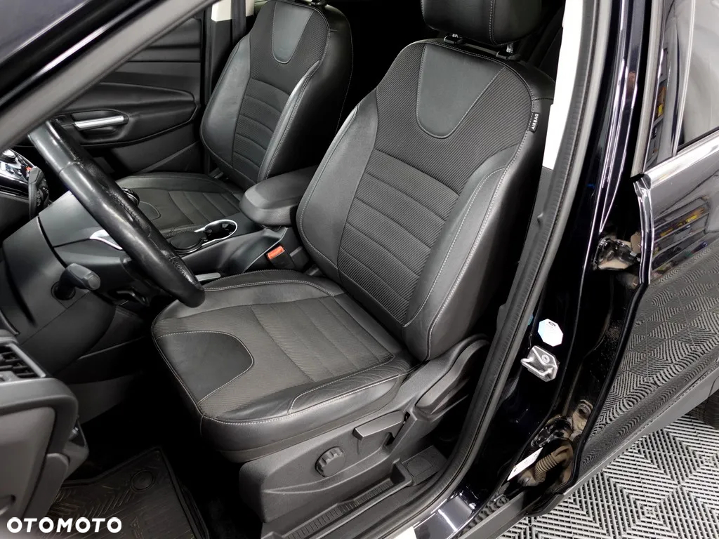 Ford Kuga 2.0 TDCi 4WD Titanium - 12