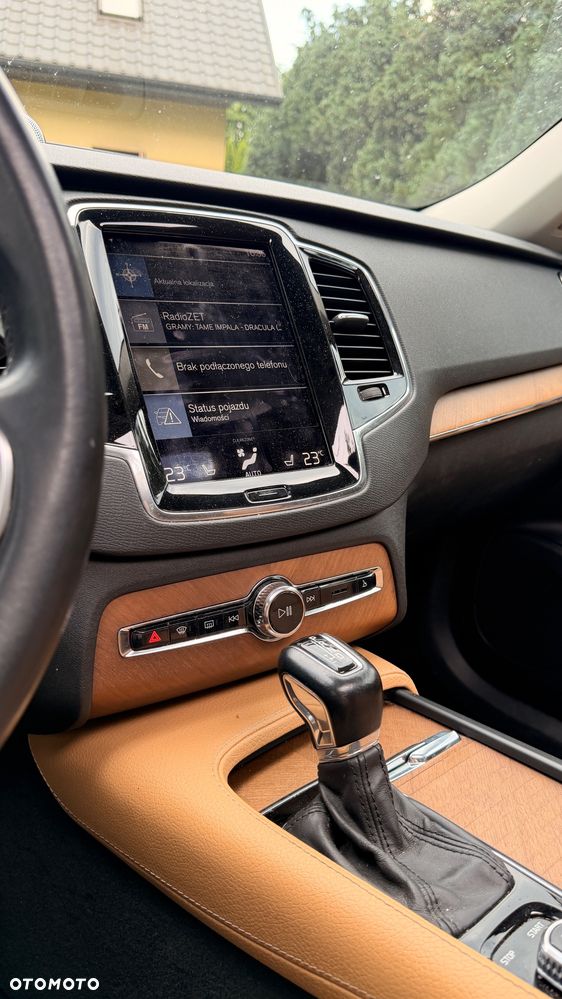 Volvo XC 90 D5 AWD Momentum - 14
