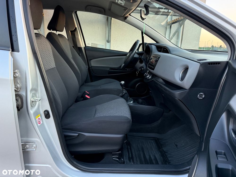 Toyota Yaris 1.33 Luna - 35