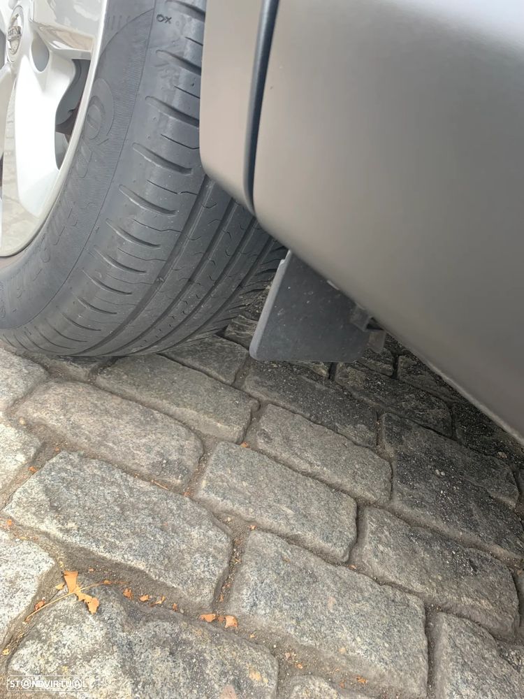 Nissan Qashqai 1.5 dCi N-Connecta - 14