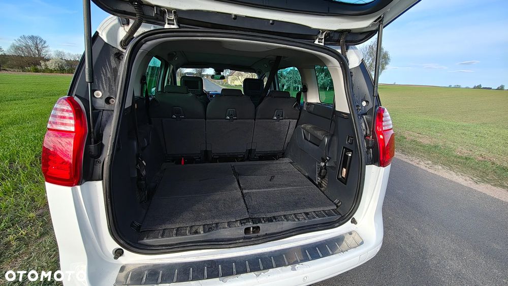 Peugeot 5008 - 9