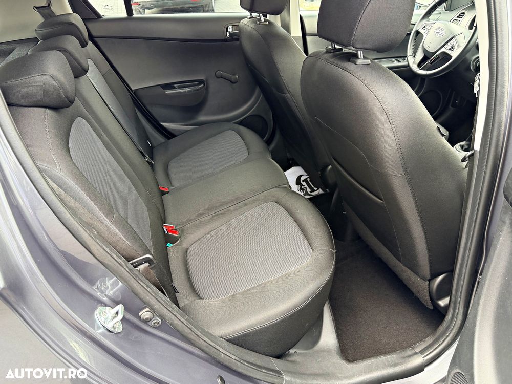 Hyundai i20 1.1 CRDi - 9