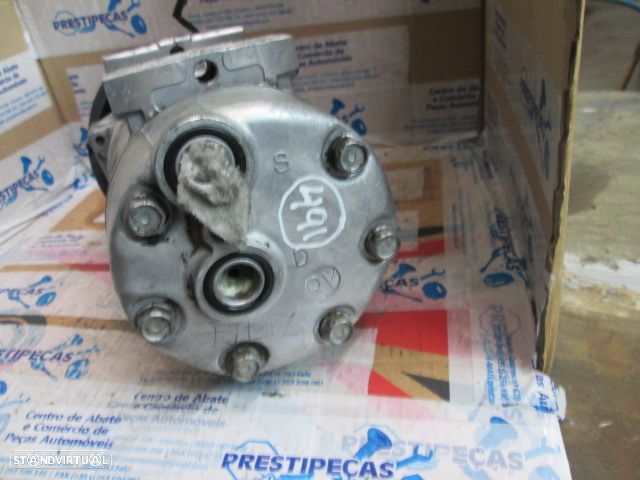 Compressor AC SD709 7712001304 RENAULT SAFRANE 1993 2.1 DT - 2