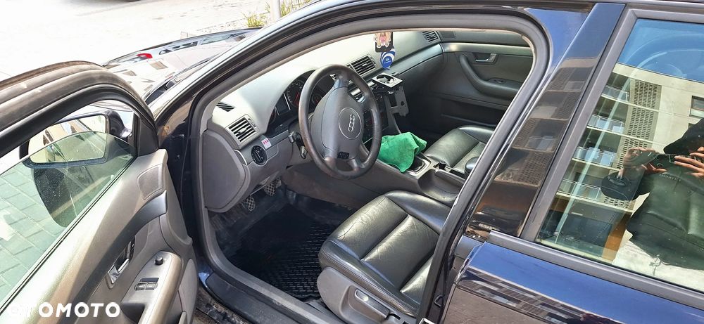 Audi A4 Avant 1.8T - 8