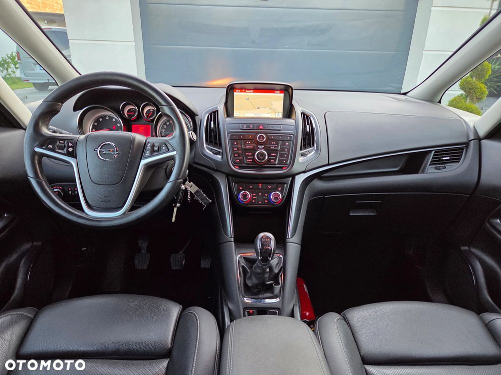 Opel Zafira - 13