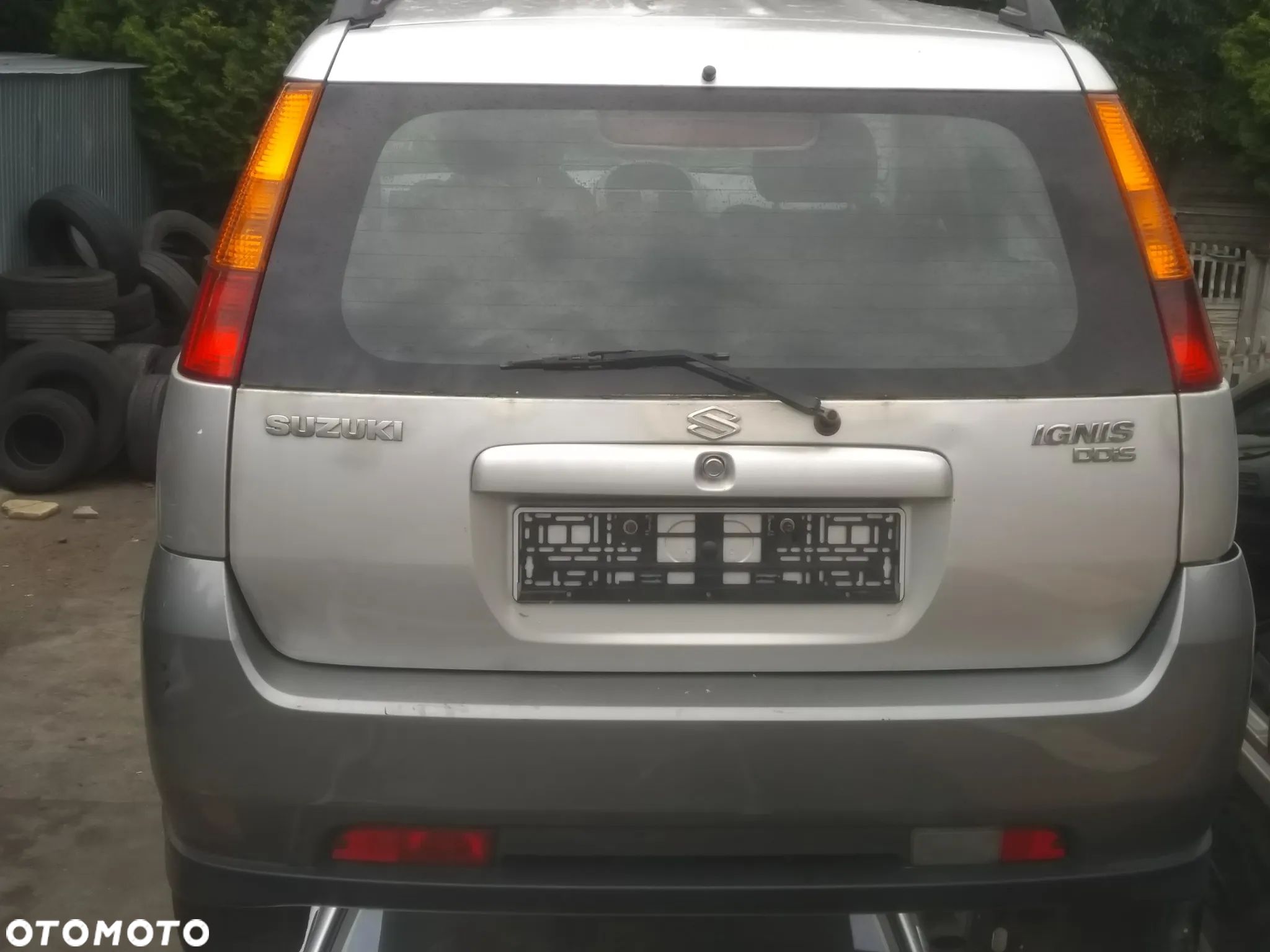 Suzuki Ignis DDiS klapa bagażnika - 1