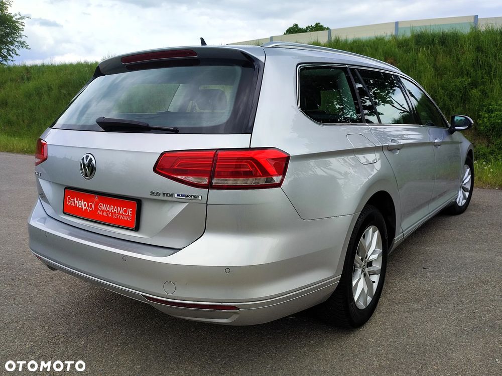 Volkswagen Passat 2.0 TDI (BlueMotion Technology) Highline - 16
