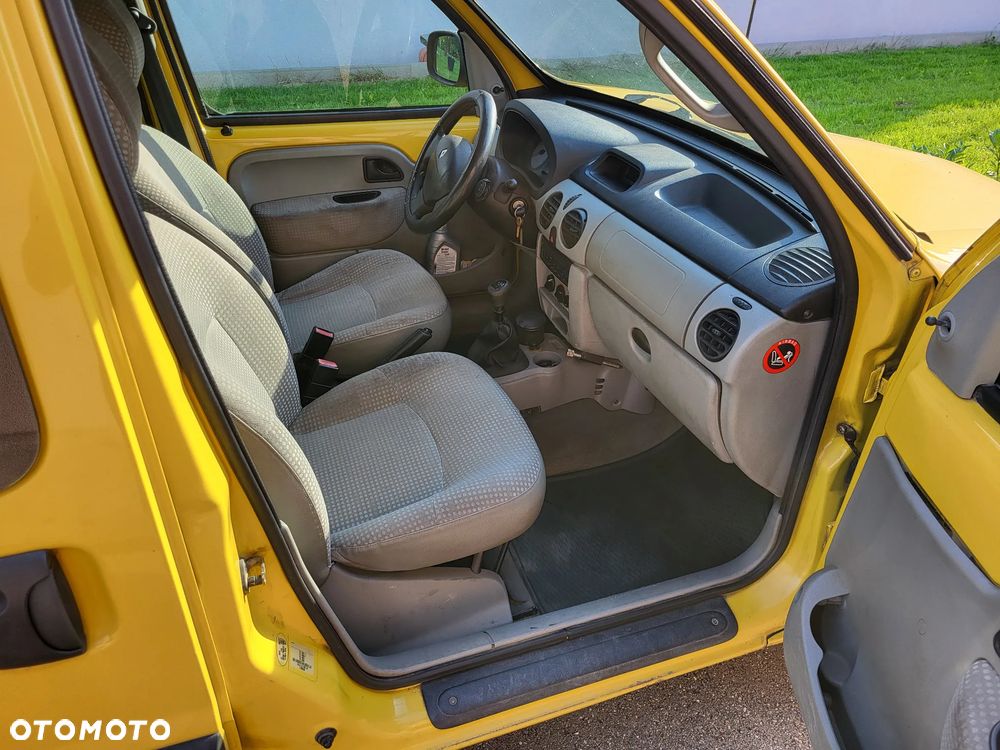 Renault Kangoo 1.5 dCi Helios - 12