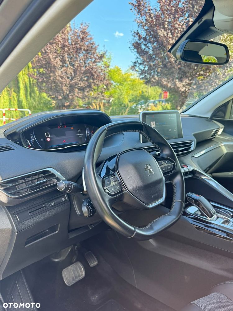 Peugeot 3008 - 17