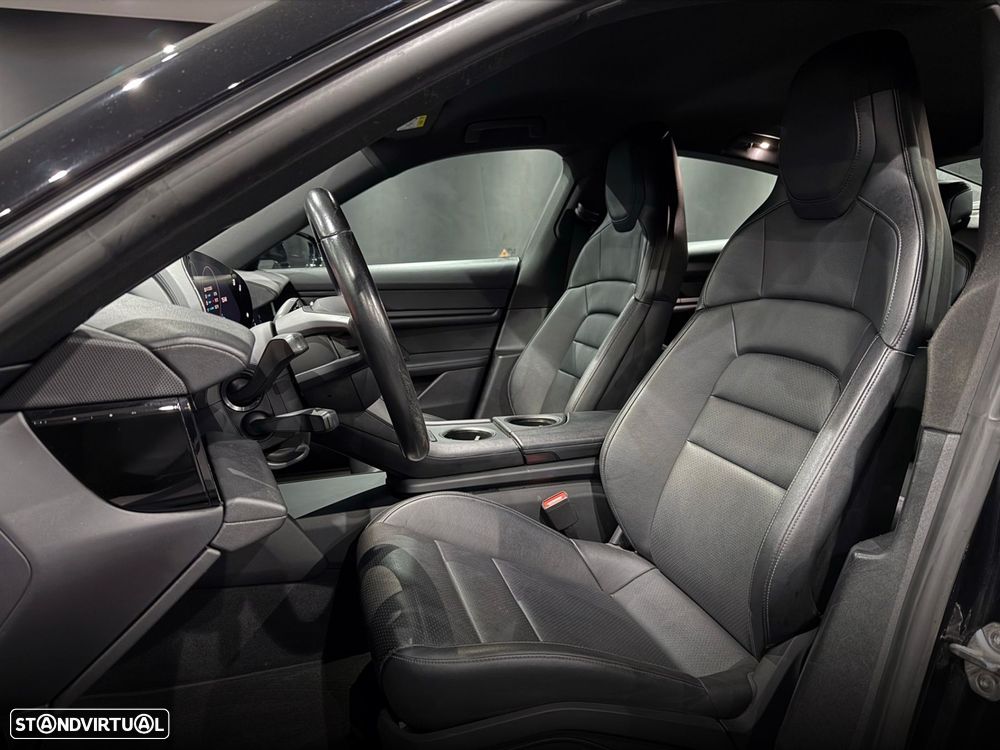 Porsche Taycan Standard - 14