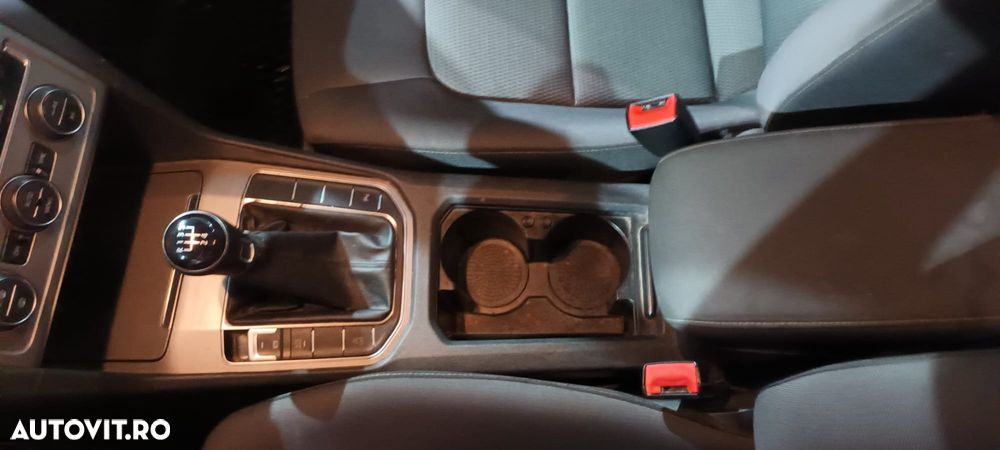 Volkswagen Golf Sportsvan 1.6 TDI DPF BMT Comfortline - 8