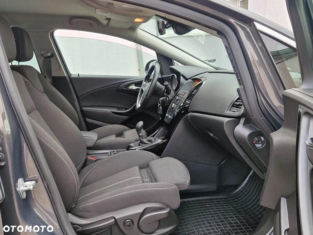 Opel Astra IV 1.6 CDTI Cosmo - 8