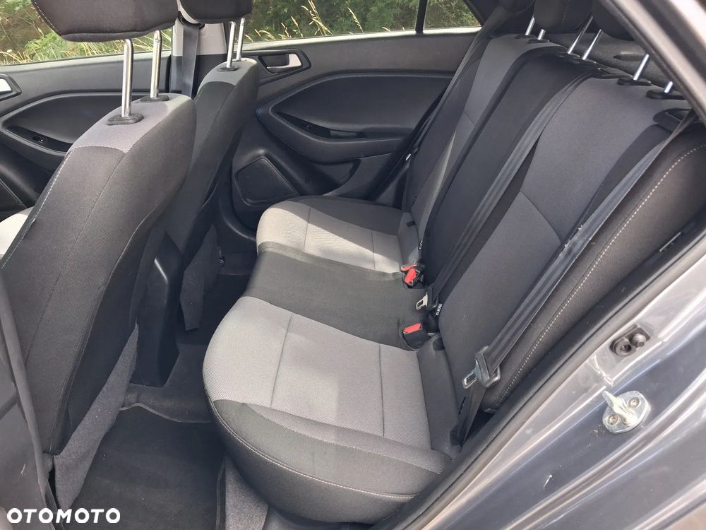 Hyundai i20 1.4 CRDI Active Trend - 16