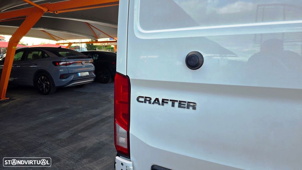 VW Crafter 35 2.0 TDI CD Longo - 22