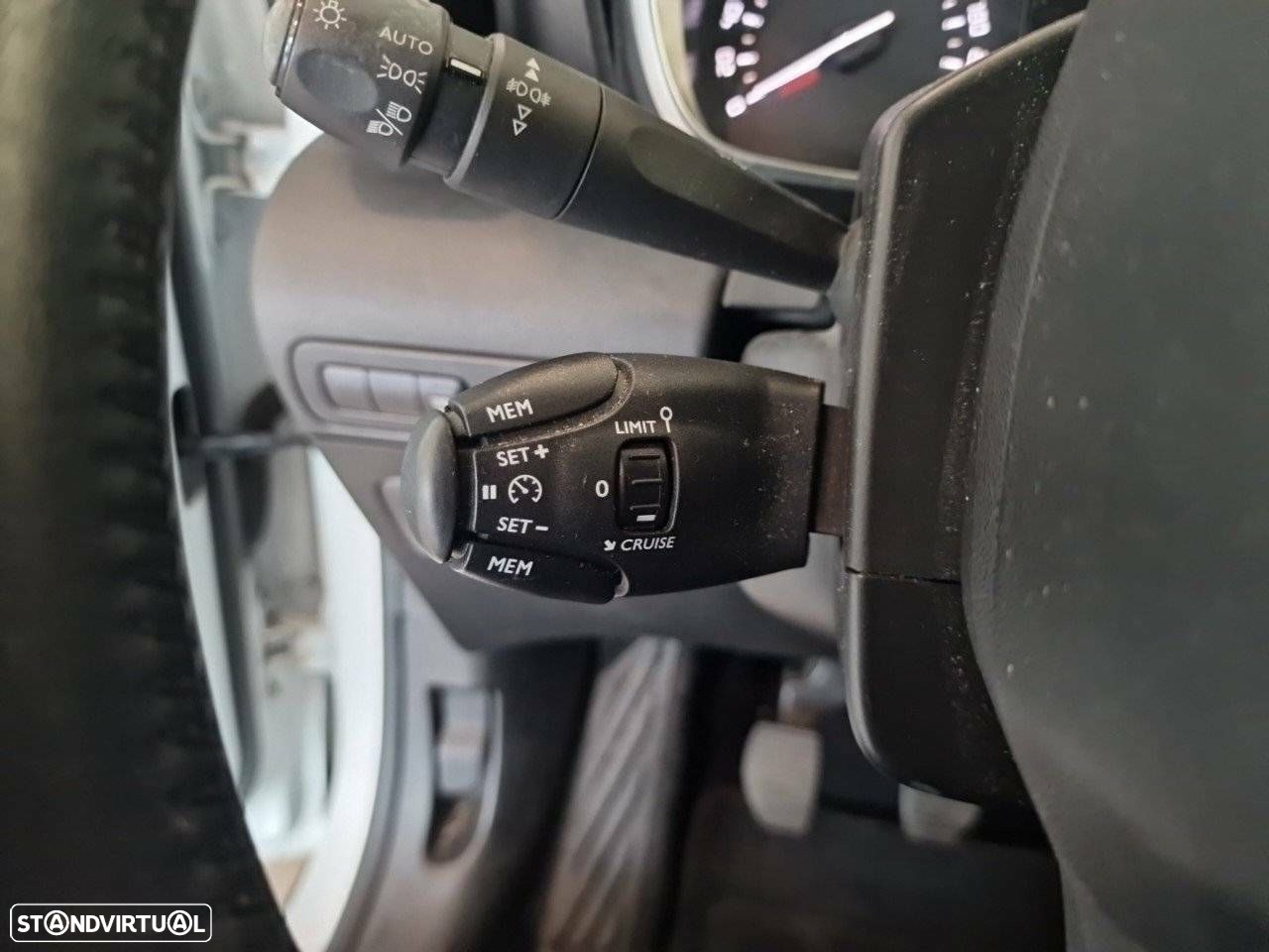 Citroën C3 Aircross 1.5 BlueHDi Feel S&S - 21