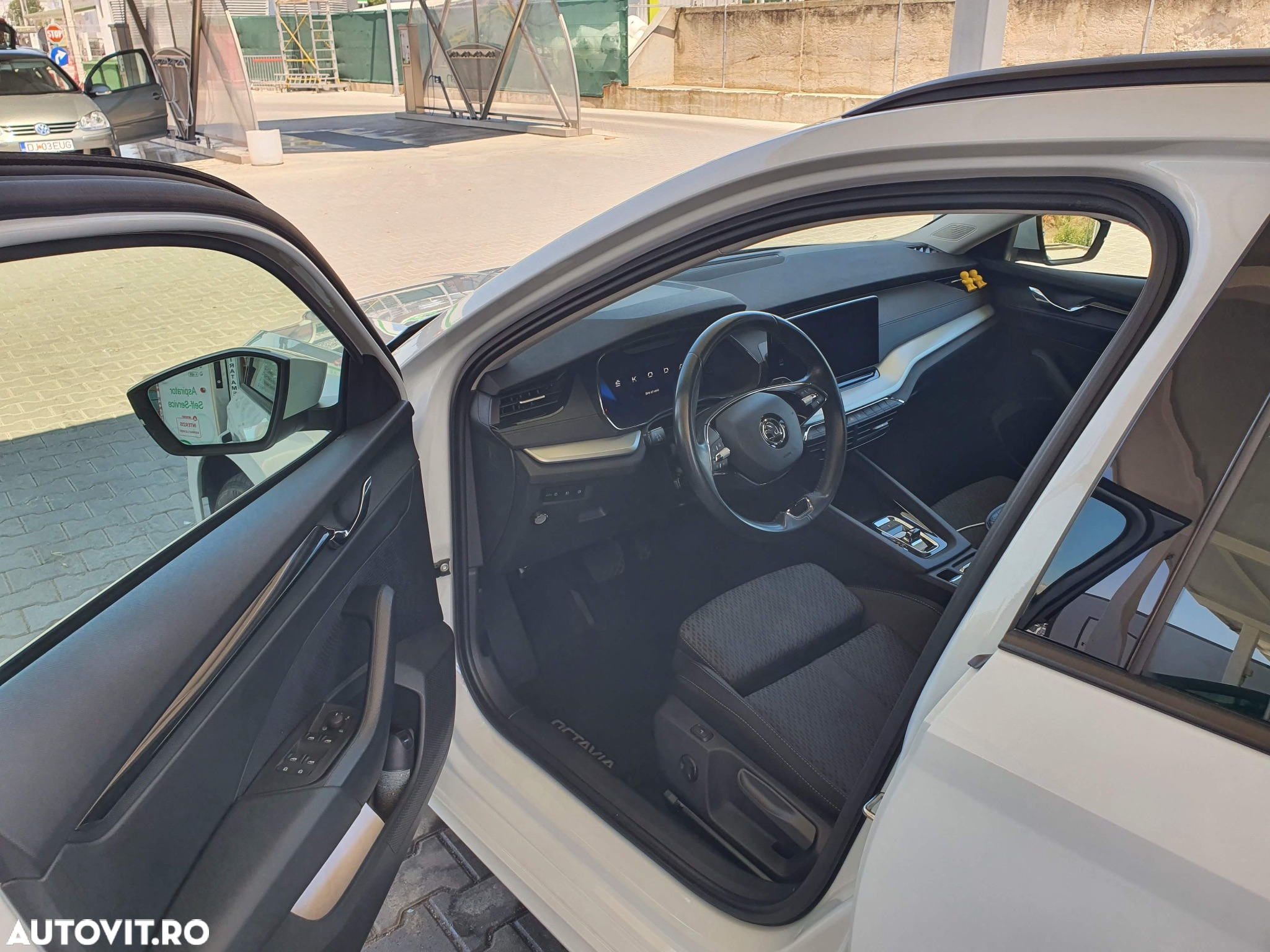 Skoda Octavia Combi 1.5 TSI DSG Mild Hybrid Style - 5