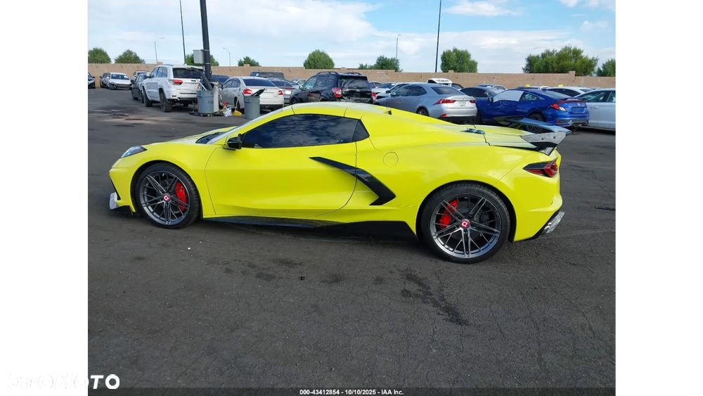 Chevrolet Corvette - 7