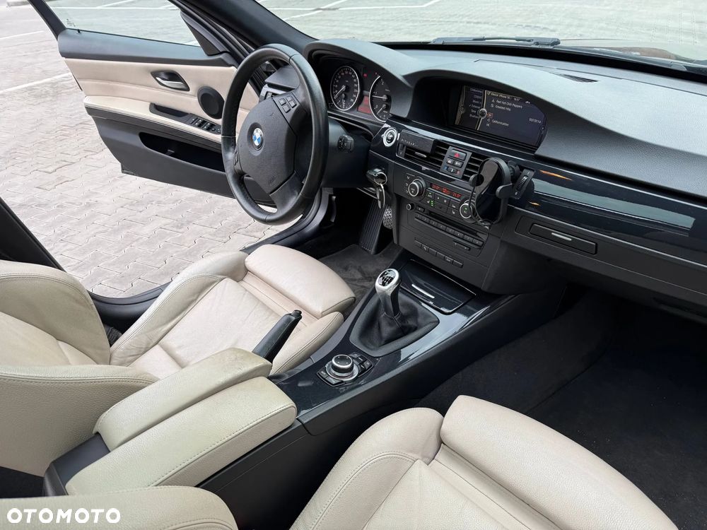 BMW Seria 3 320d - 18