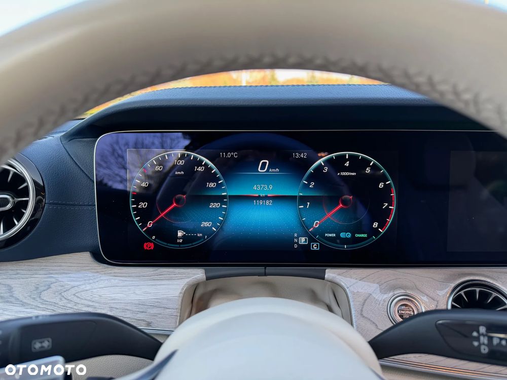 Mercedes-Benz Klasa E - 2