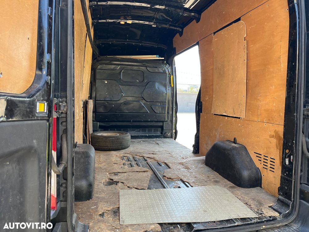 Ford Transit - 8