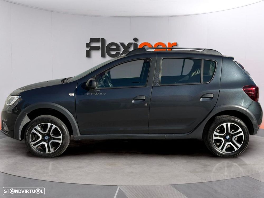 Dacia Sandero - 5