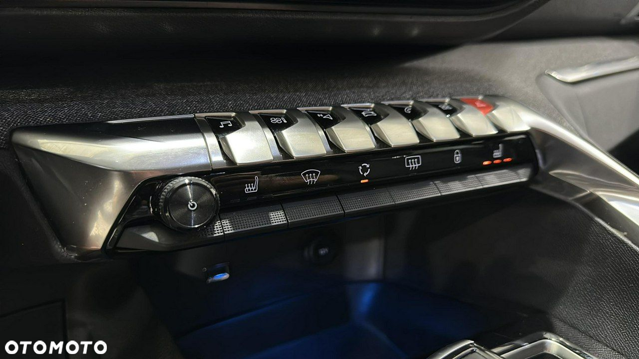 Peugeot 3008 - 21