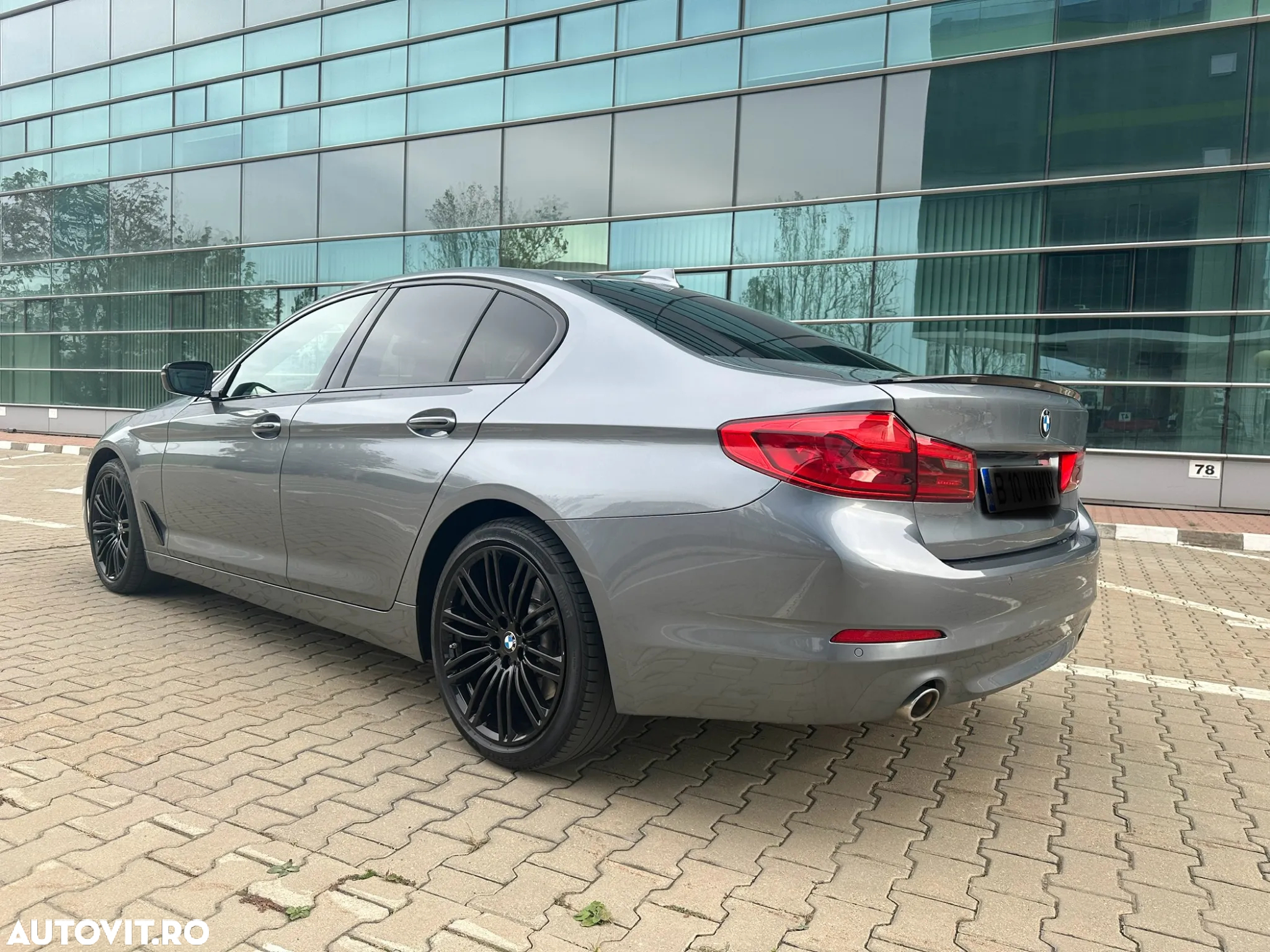 BMW Seria 5 530d Aut. Luxury Line - 5
