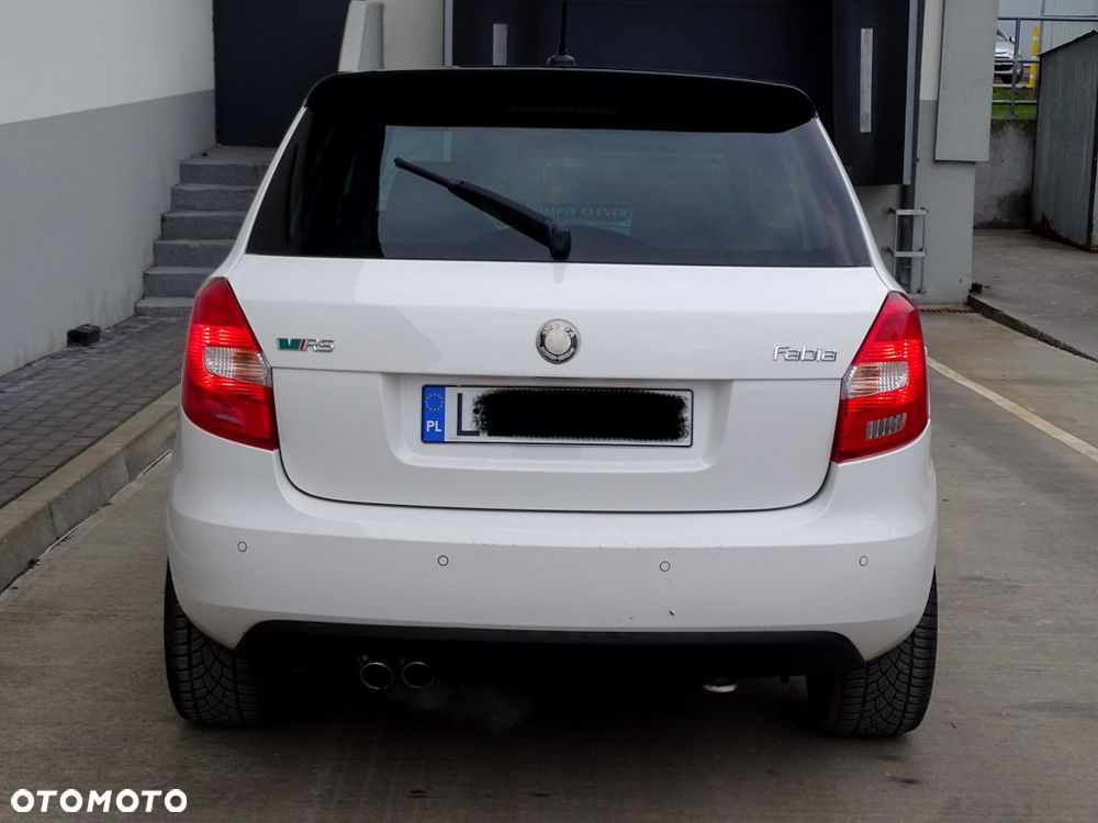 Skoda Fabia 1.4 TSI DSG RS - 7