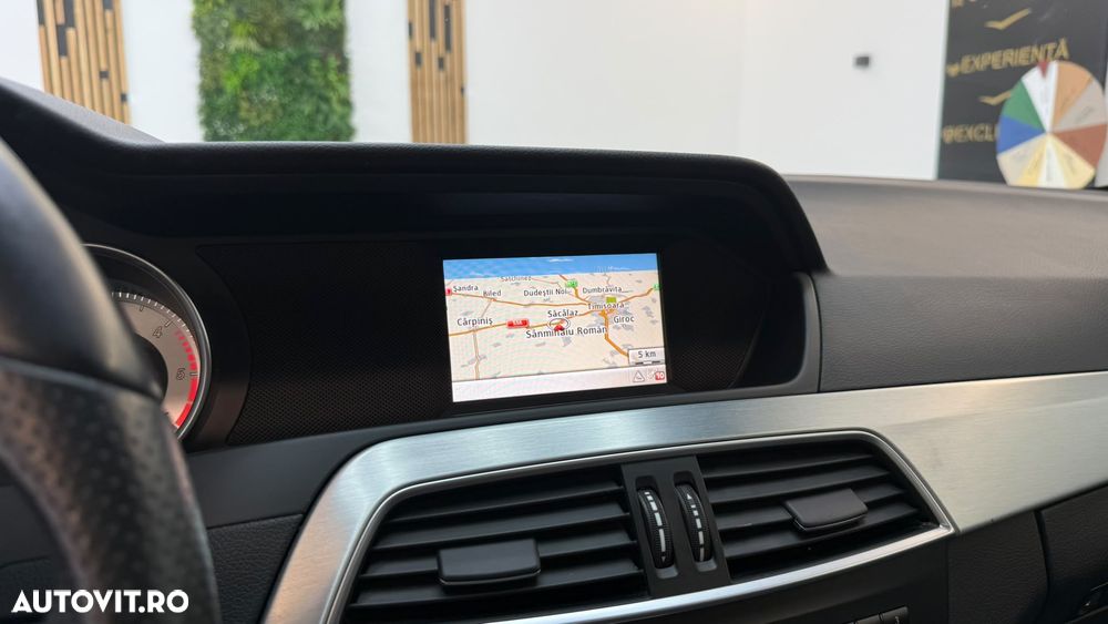 Mercedes-Benz C 220 CDI - 29