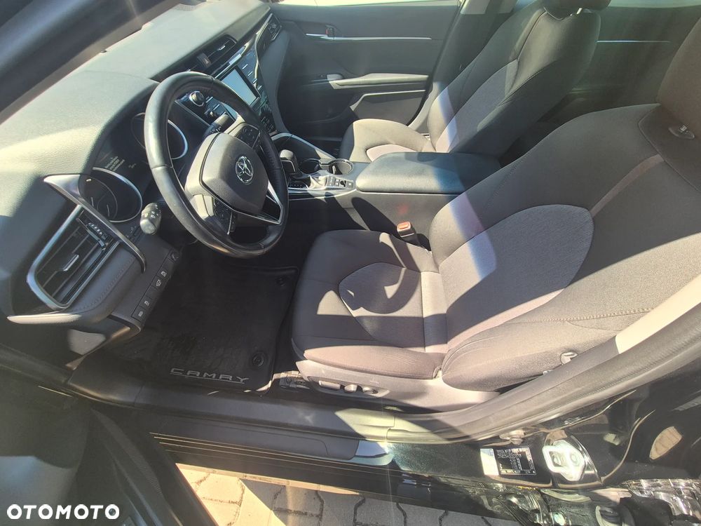 Toyota Camry 2.5 Hybrid Comfort CVT - 7