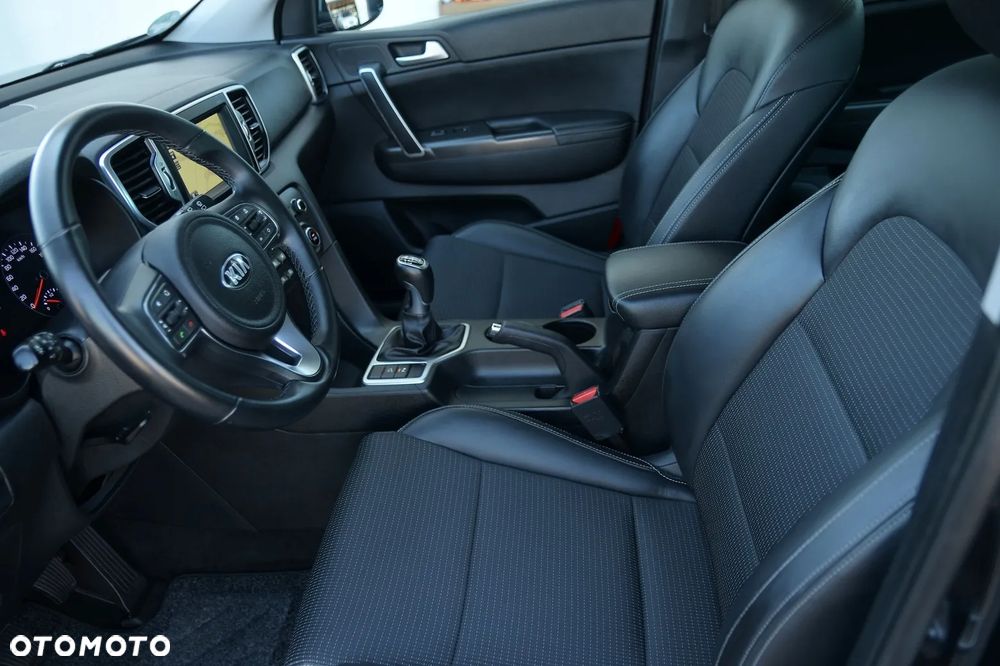 Kia Sportage 1.6 GDI Business Line 2WD - 29