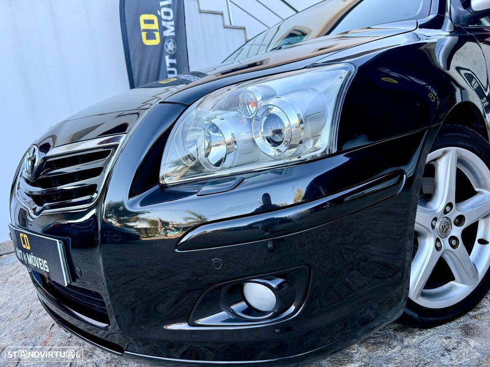 Toyota Avensis SW 2.2 D-4D Executive - 12