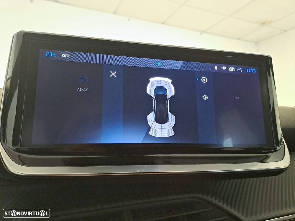 Peugeot e-2008 54 kWh Allure - 25
