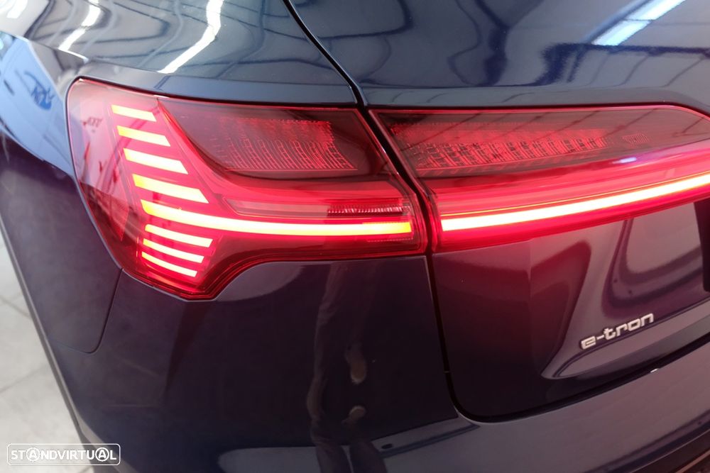 Audi e-tron 55 quattro Advanced - 27