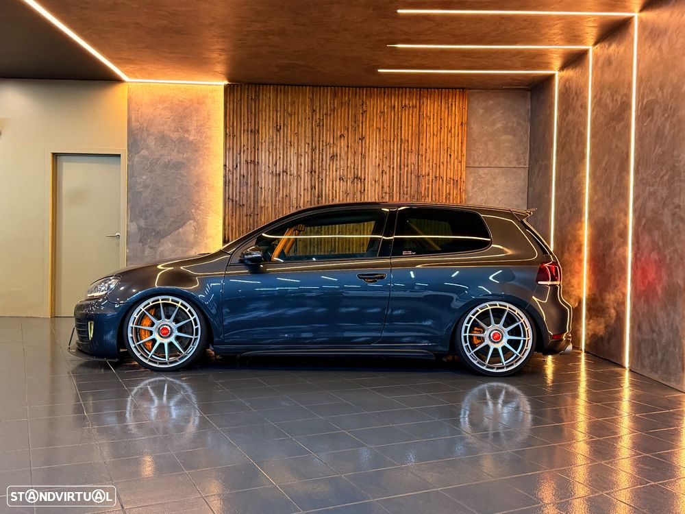 VW Golf 2.0 GTI DSG - 4