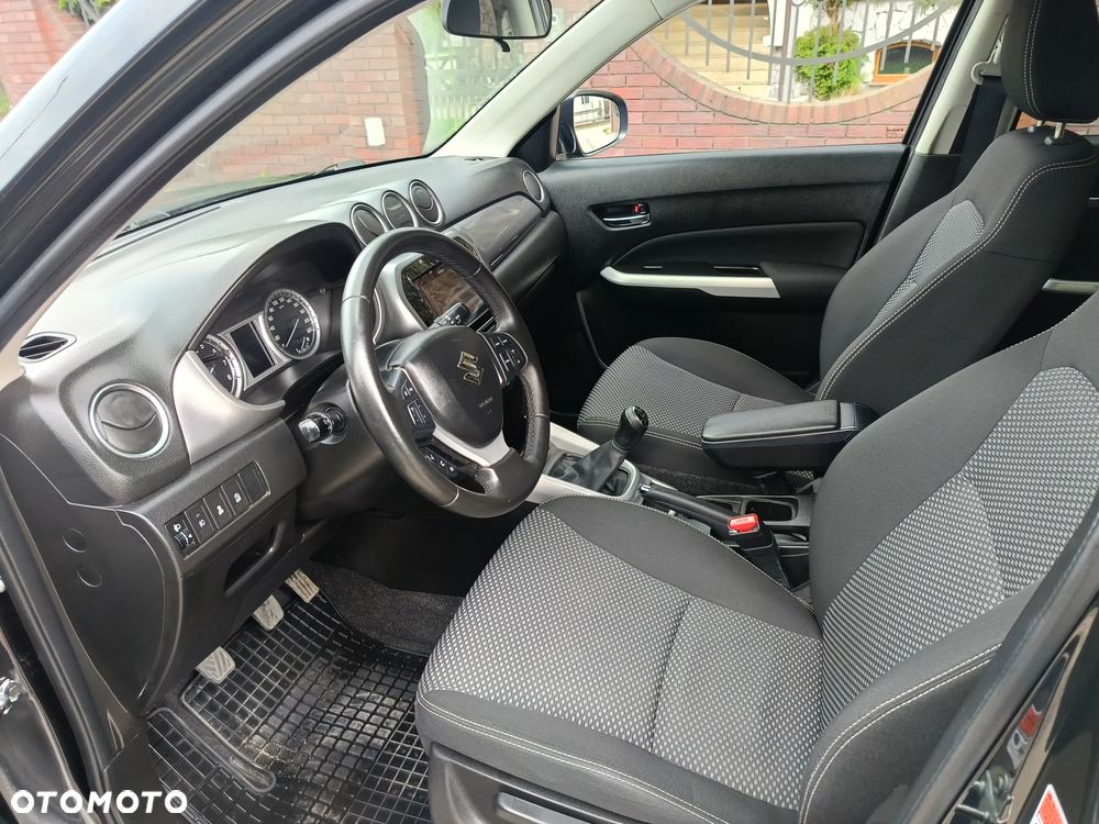 Suzuki Vitara - 14